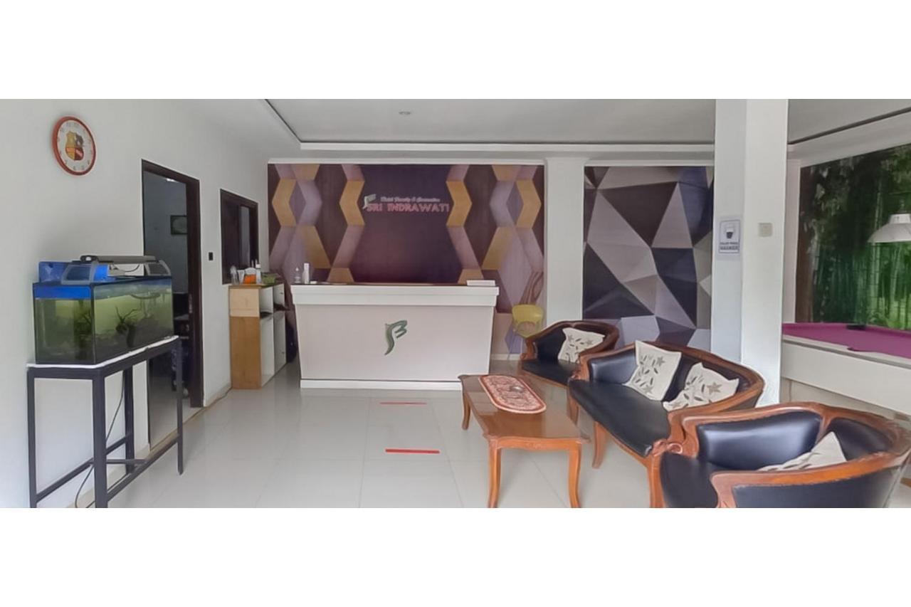Hotel Sri Indrawati Puncak Mitra Reddoorz 茂物 外观 照片